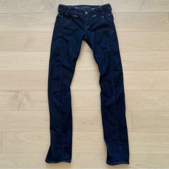 Guess Premium jeans Rocket skinny leg style low rise dark blue stretchy size 26 - Picture 14 of 14